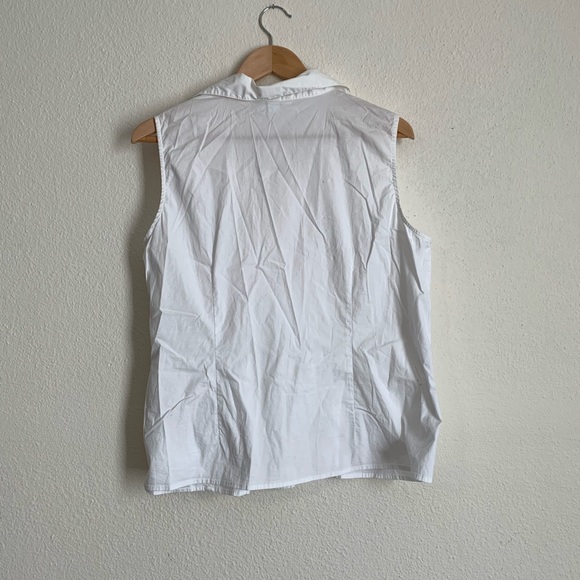 Dress Barn White Sleeveless Tie Blouse Size 18/20 - Picture 3 of 4